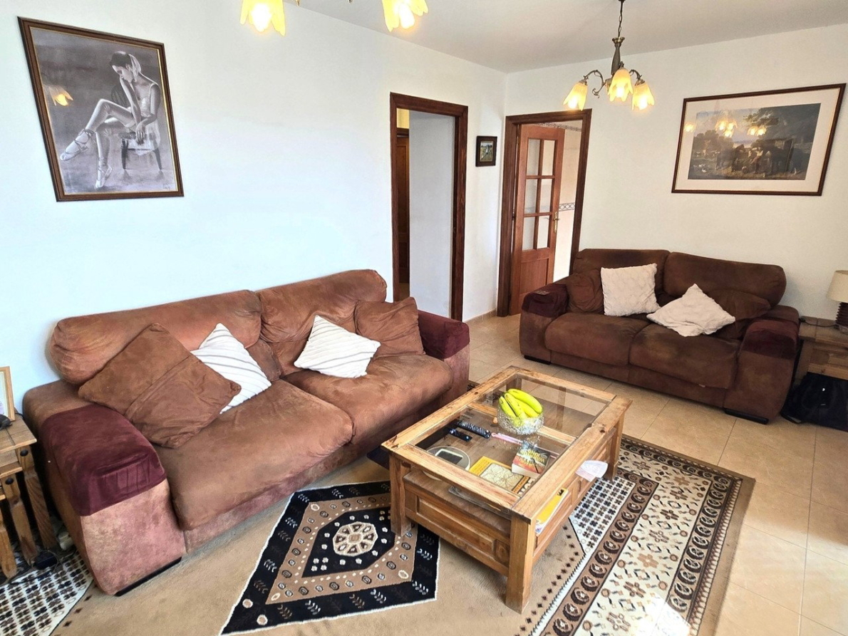 Villa for sale in Albox