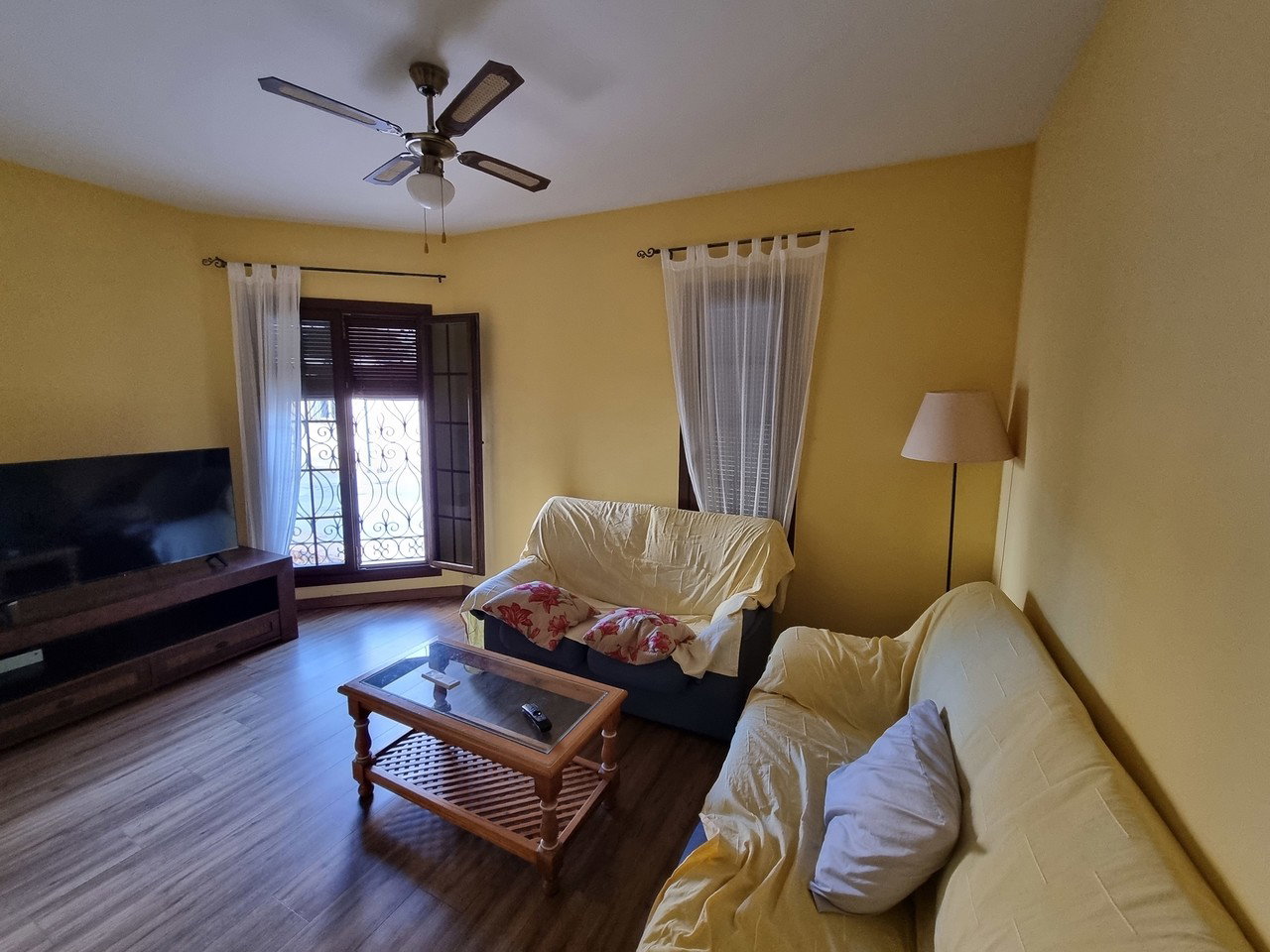 Villa for sale in Turre
