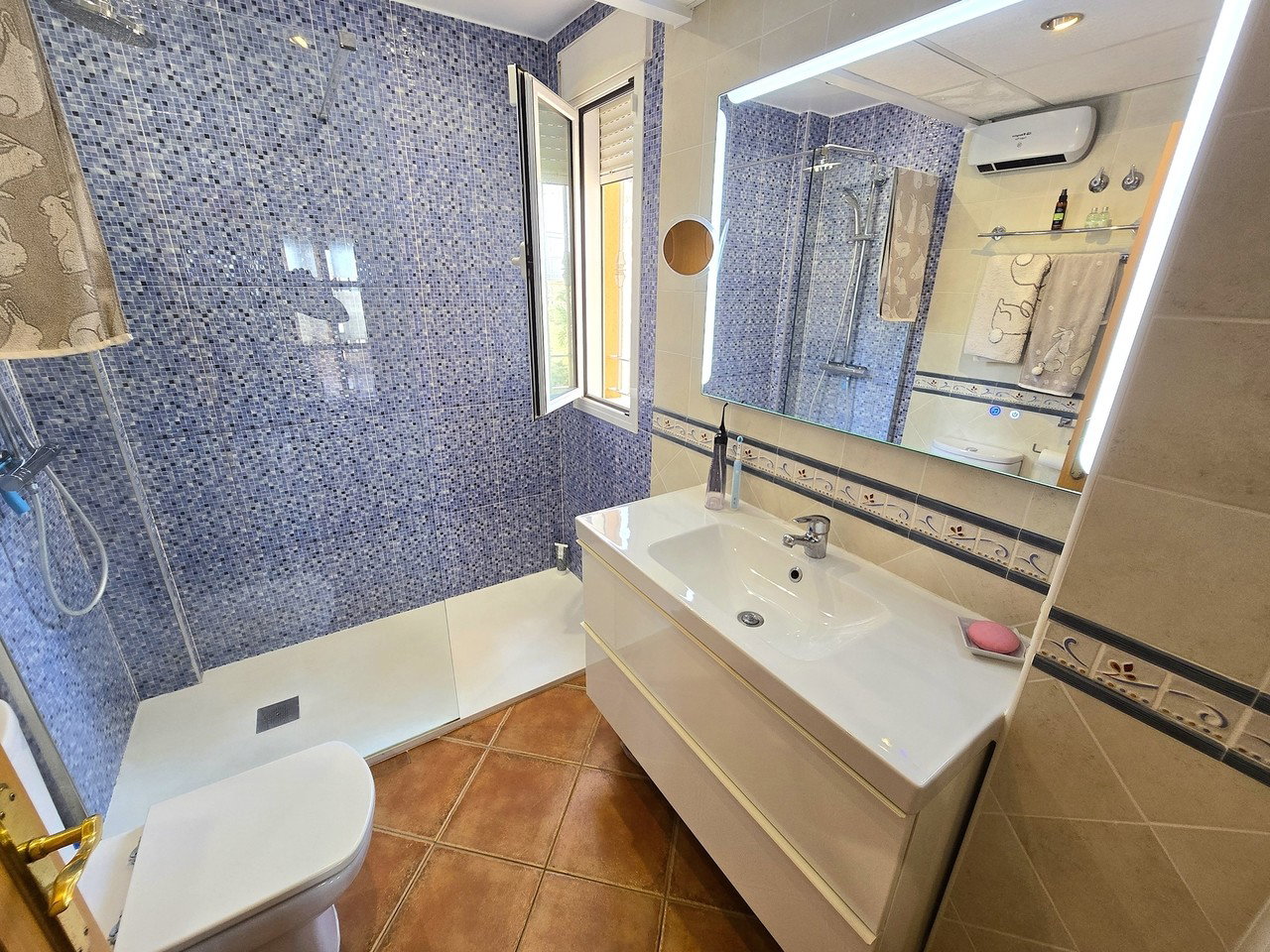 Villa for sale in San Juan De Los Terreros