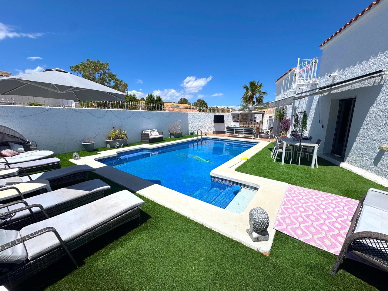 Villa for sale in Bedar