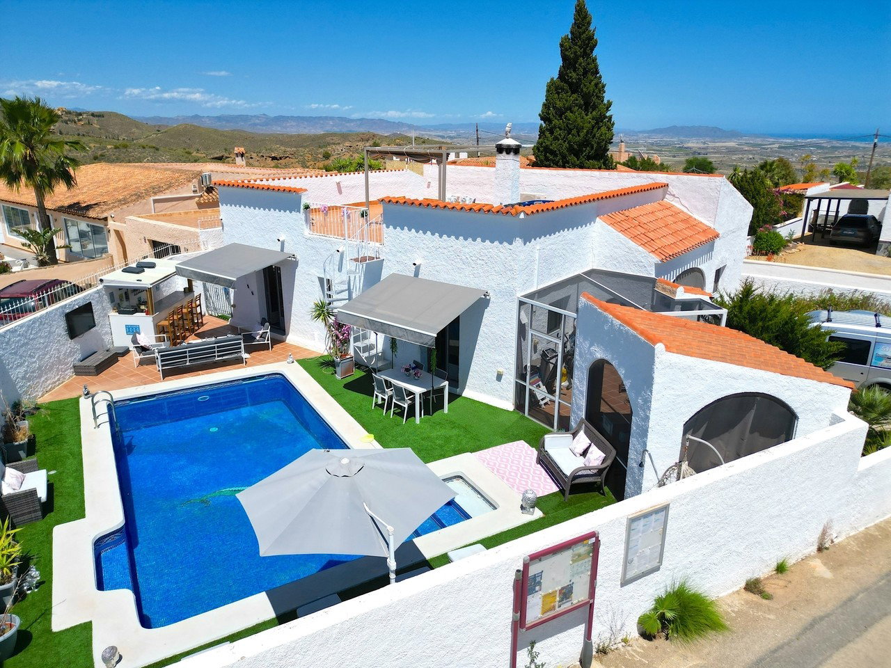 Villa for sale in Bedar
