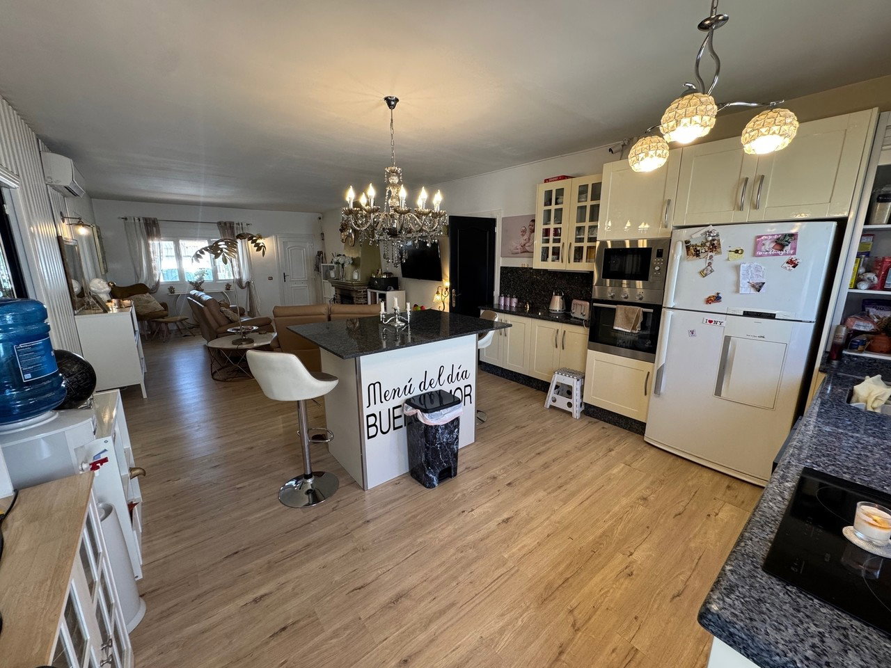 Villa for sale in Bedar