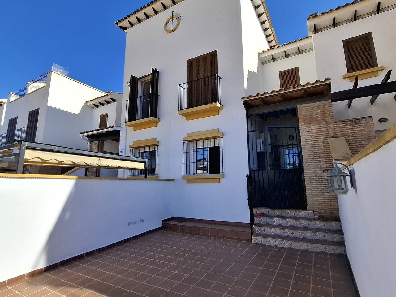 duplex for sale in Vera