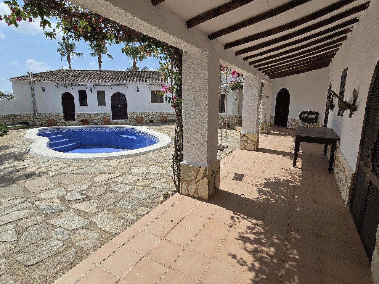 Villa for sale in Bedar