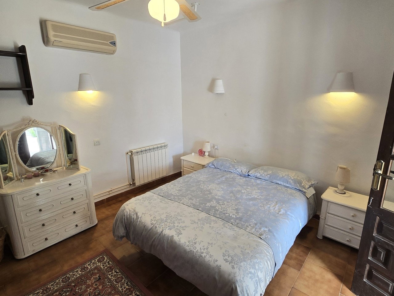 Villa for sale in Bedar