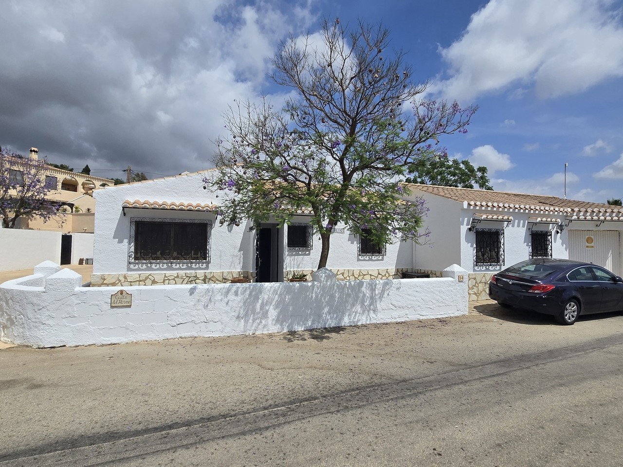 Villa for sale in Bedar
