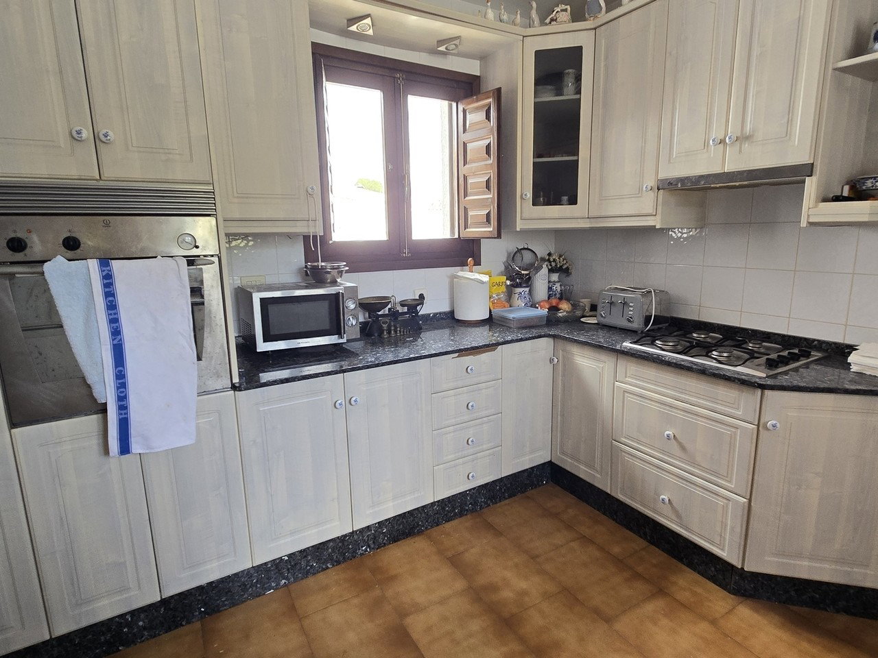 Villa for sale in Bedar