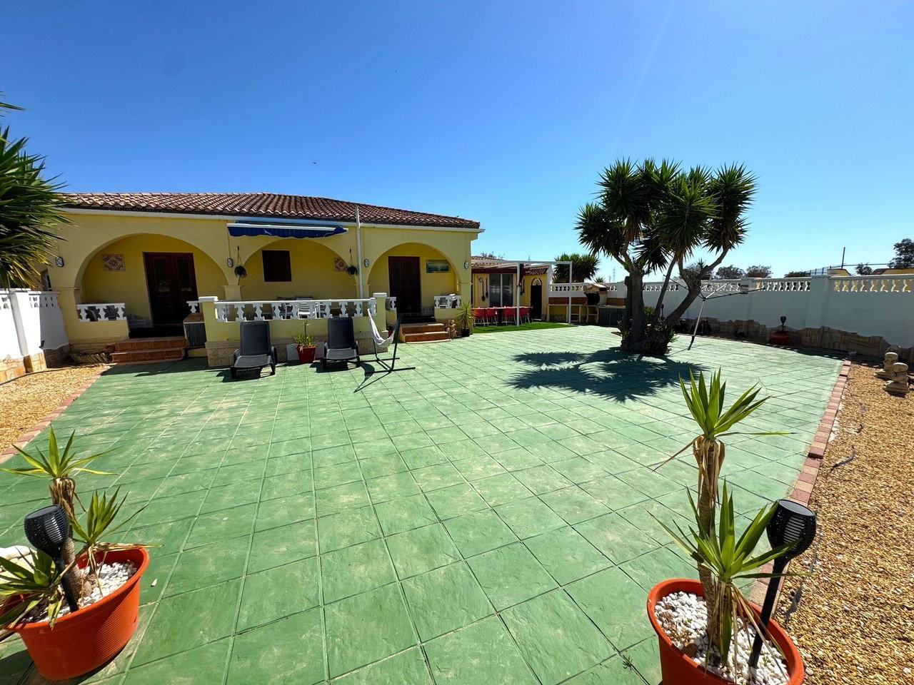 Villa for sale in Turre