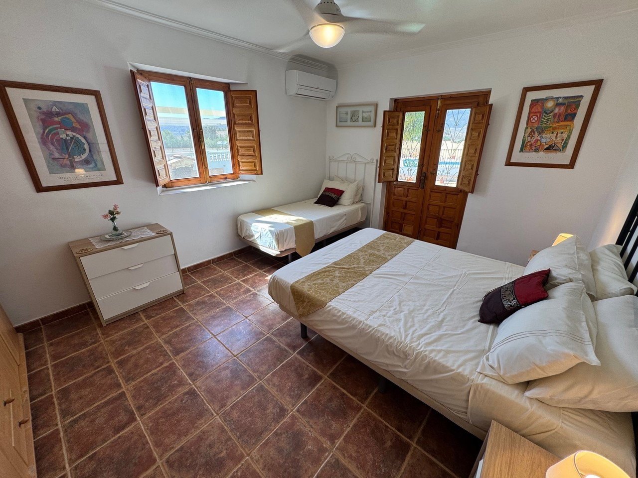 Villa for sale in Turre