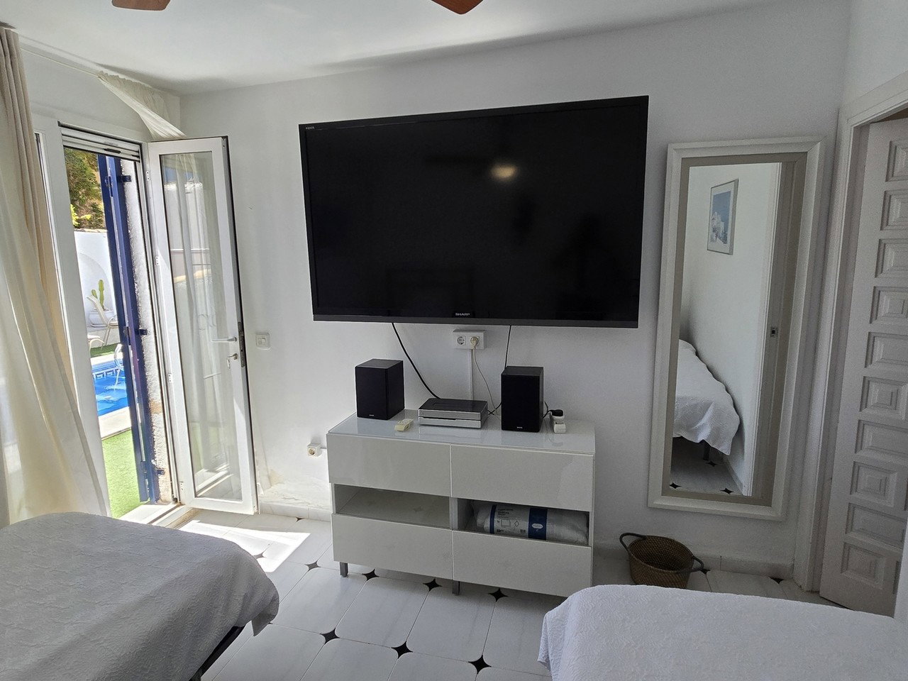 DP-17-B2500-20 Villa for sale in Bedar