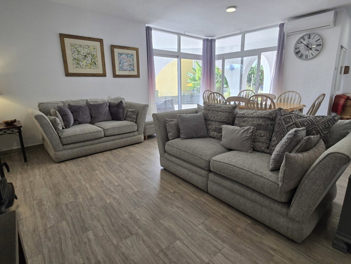 Villa for sale in El Calon