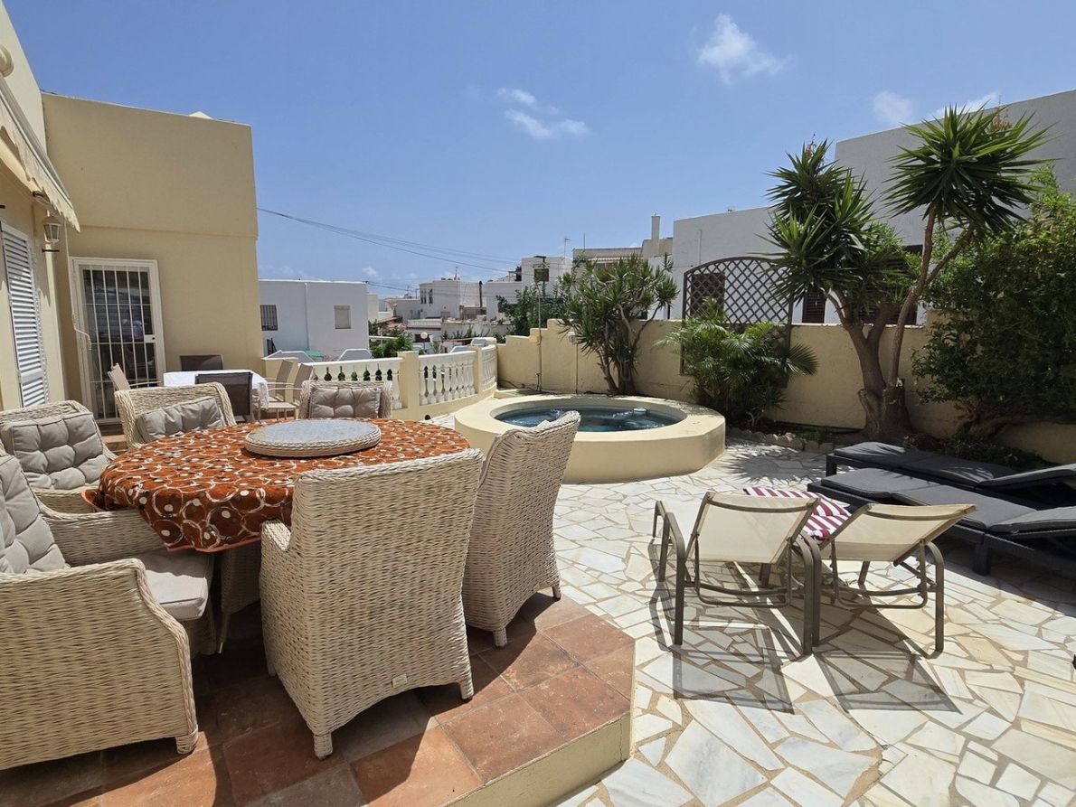 Villa for sale in Mojacar
