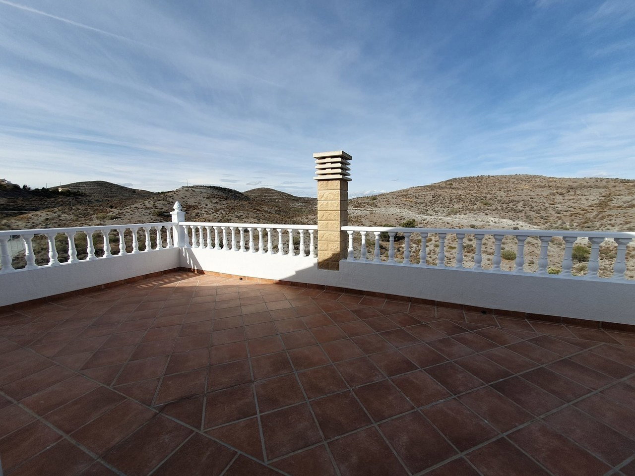 Villa for sale in Puerto Lumbreras