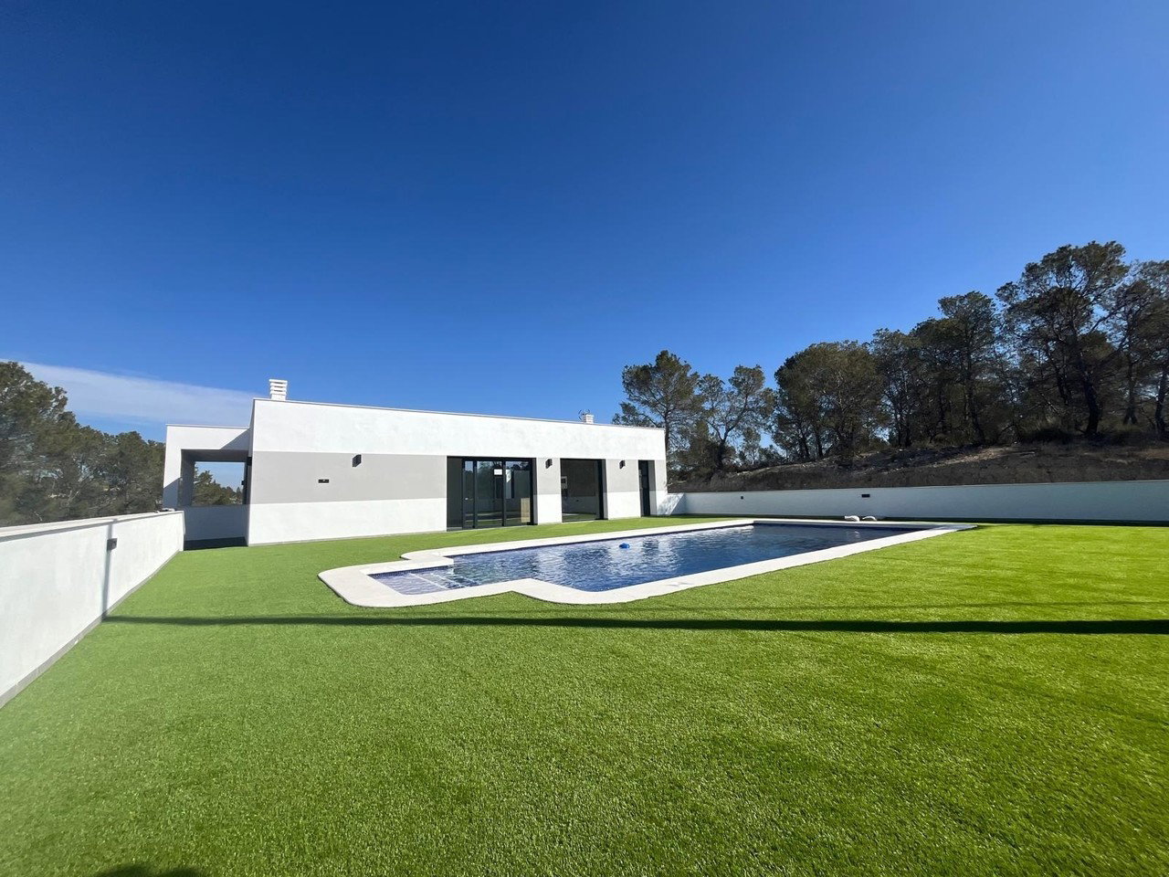 Villa for sale in Puerto Lumbreras