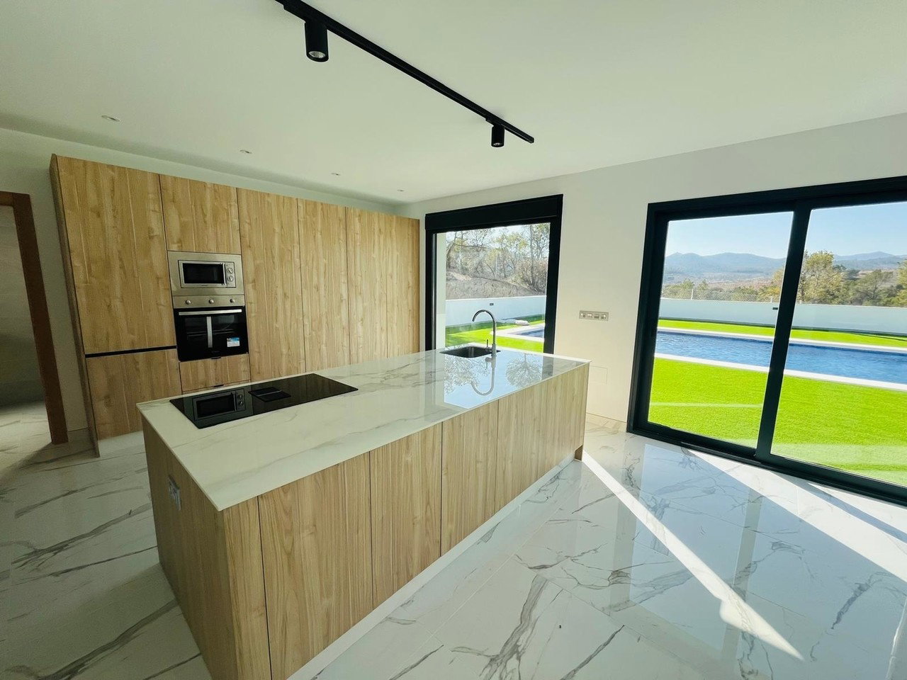 Villa for sale in Puerto Lumbreras