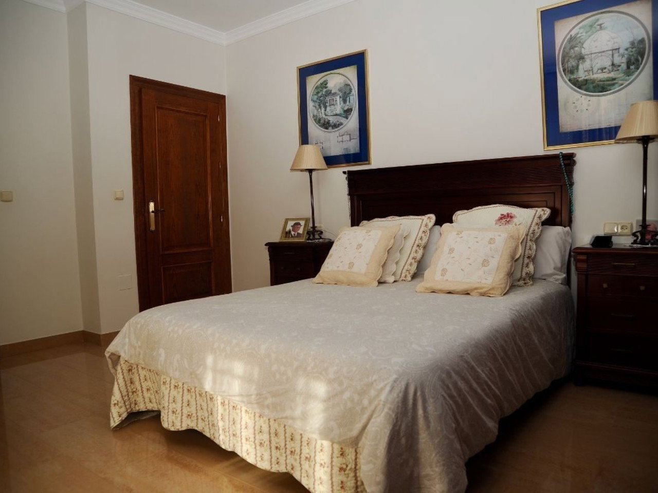 Villa for sale in Velez-Blanco