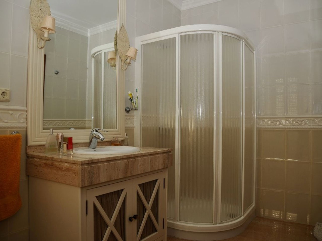 Villa for sale in Velez-Blanco