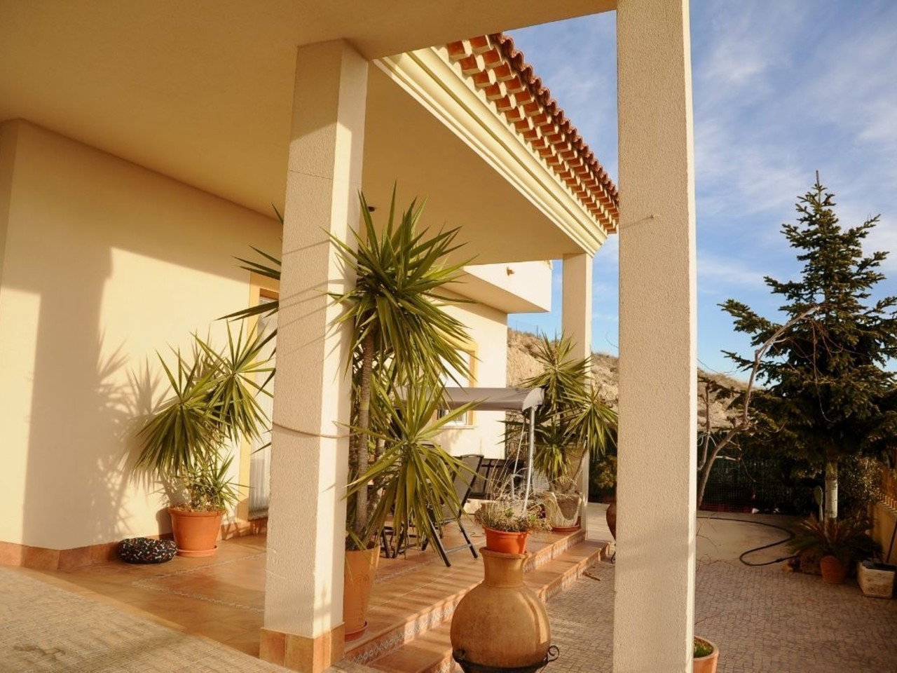 Villa for sale in Velez-Blanco