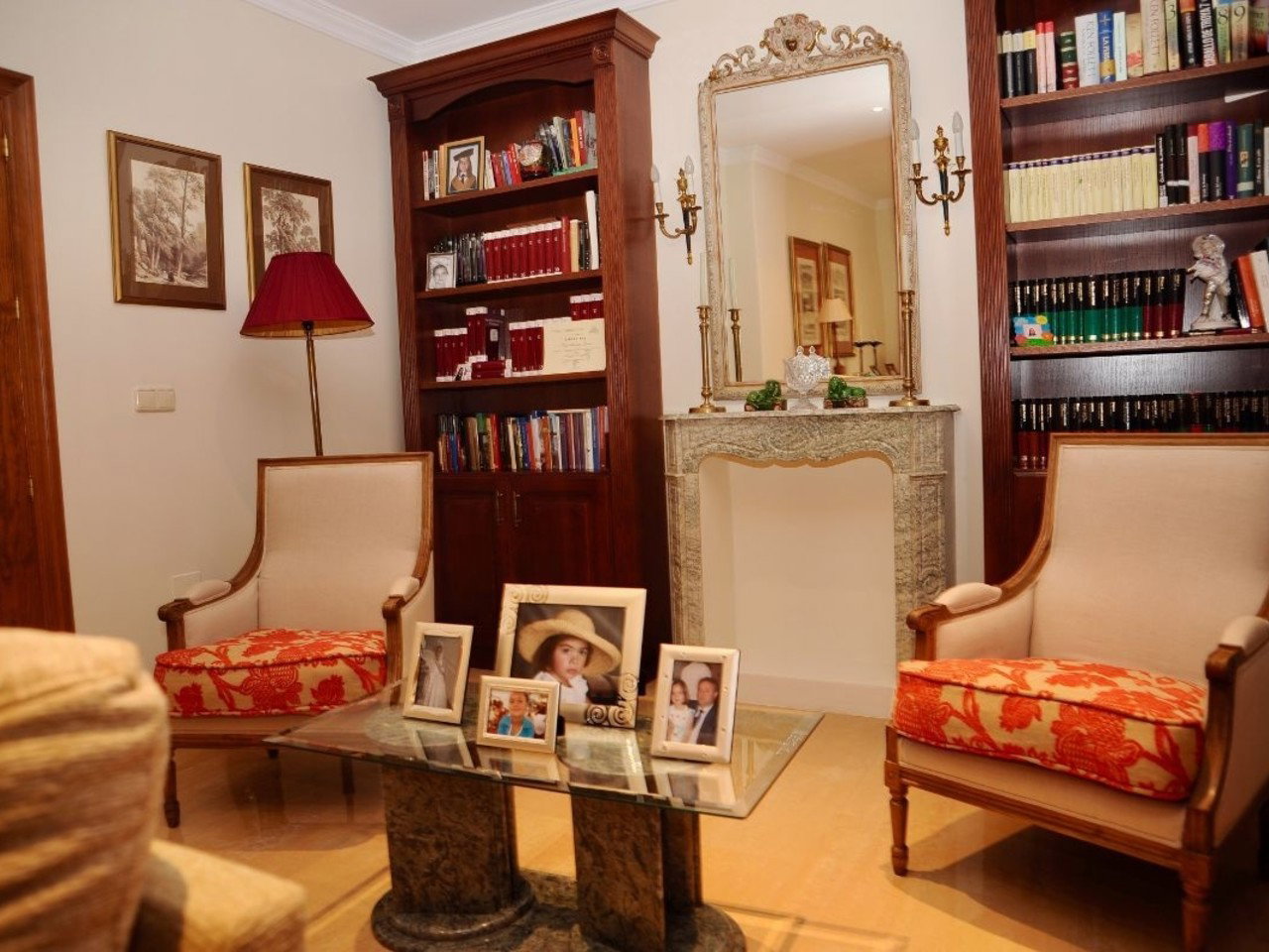 Villa for sale in Velez-Blanco