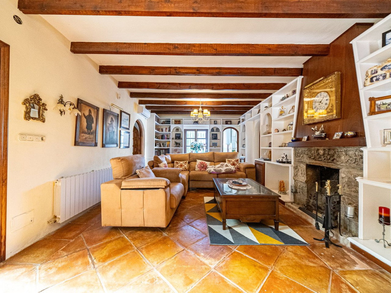 Villa for sale in Alhaurin De La Torre