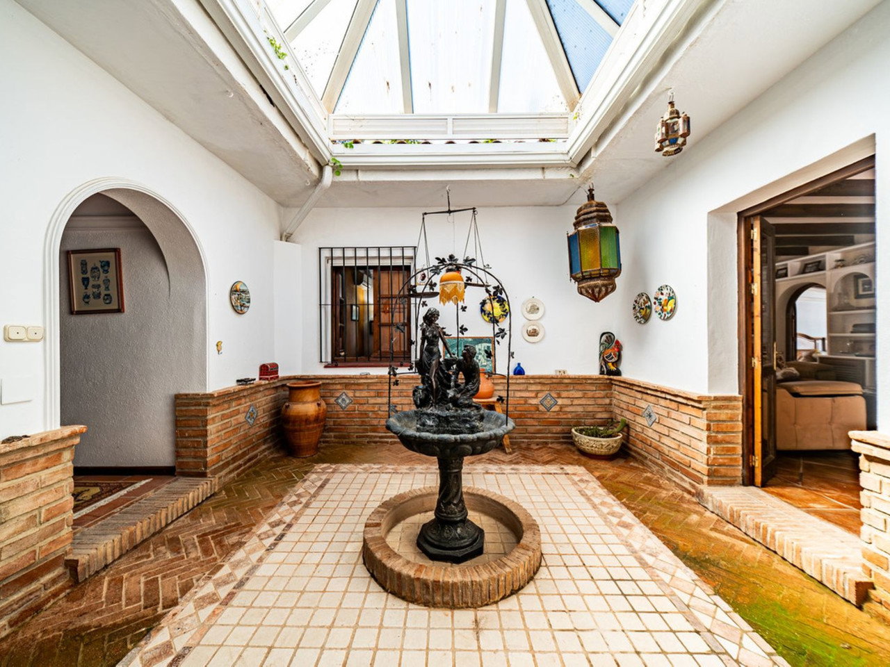 Villa for sale in Alhaurin De La Torre