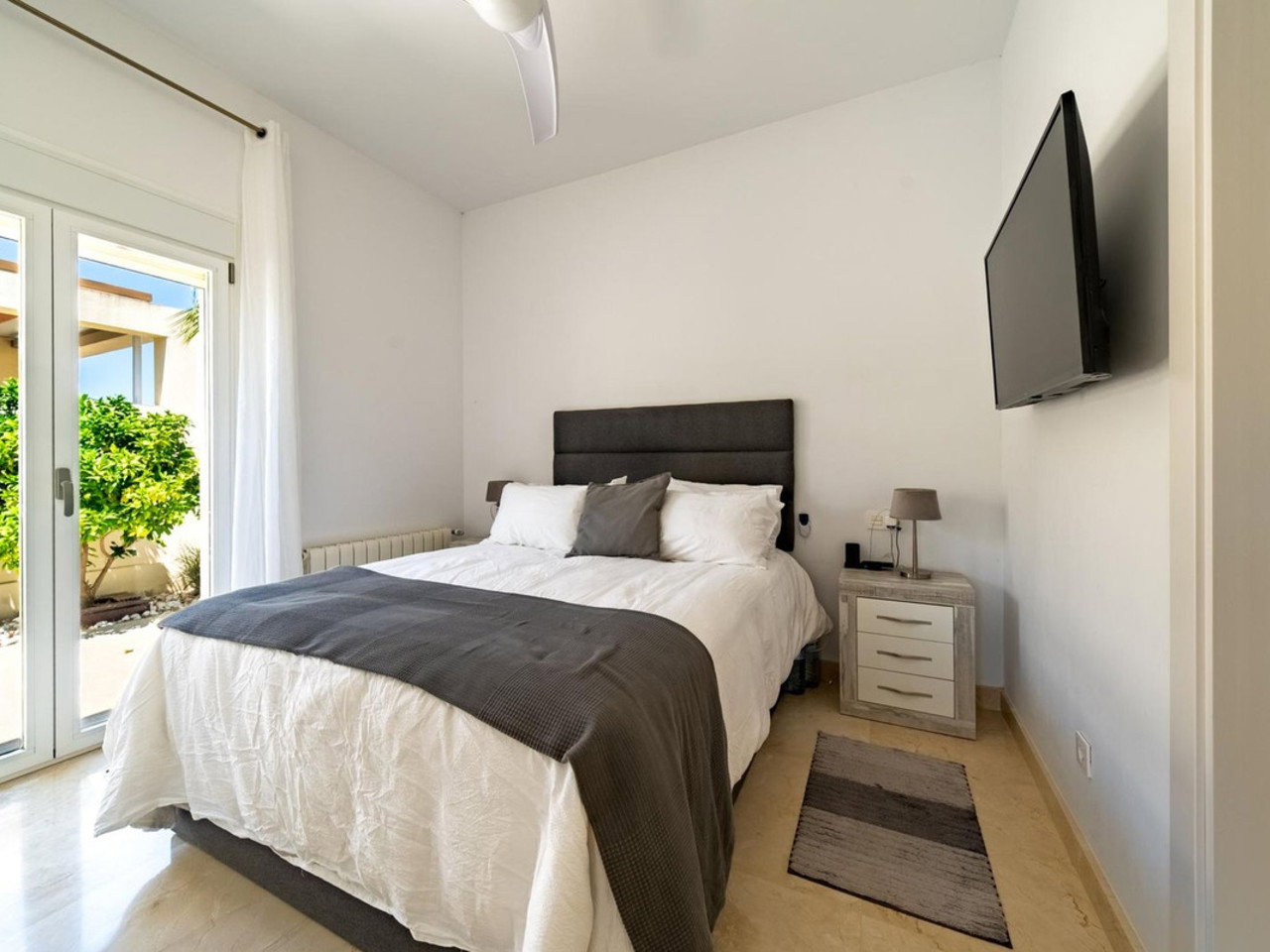 DP-17-E332-16 Villa for sale in Coin