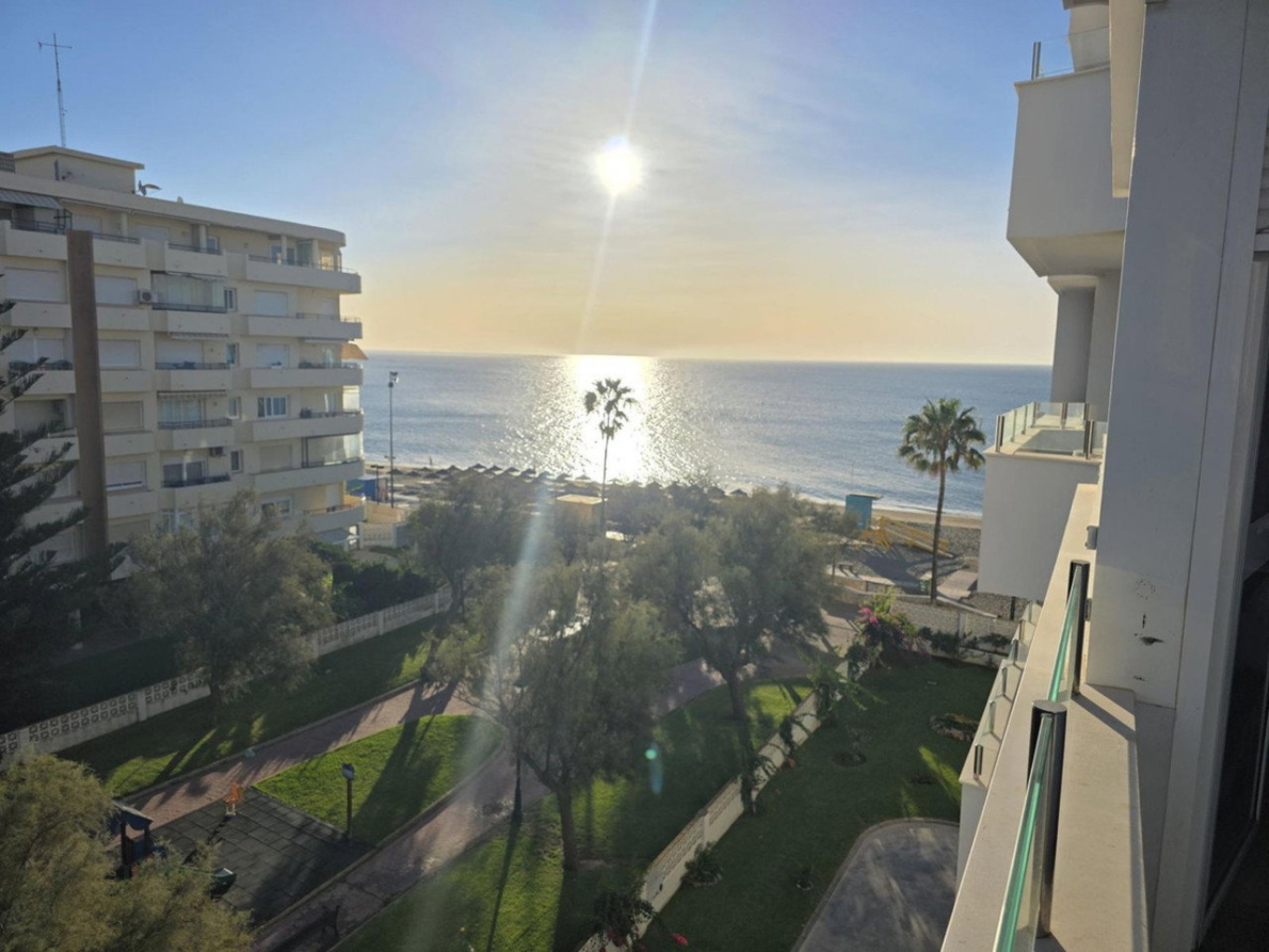DP-17-E341-20 Apartment for sale in Fuengirola
