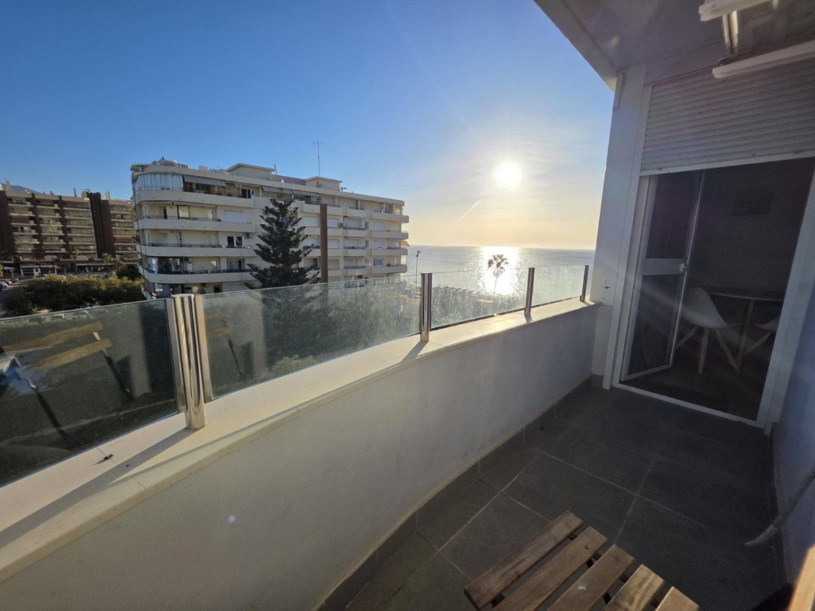 DP-17-E341-3 Apartment for sale in Fuengirola