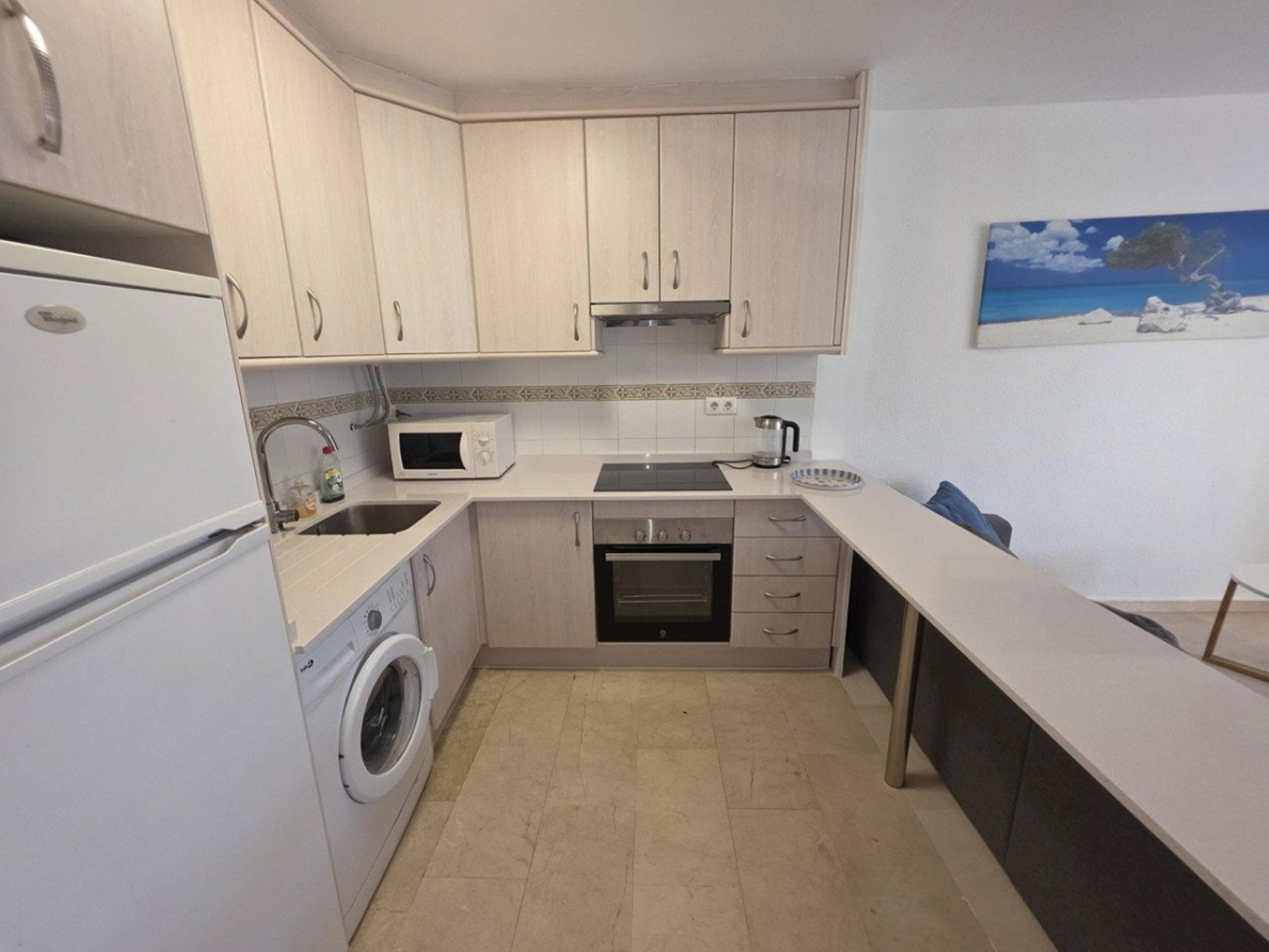 DP-17-E341-6 Apartment for sale in Fuengirola