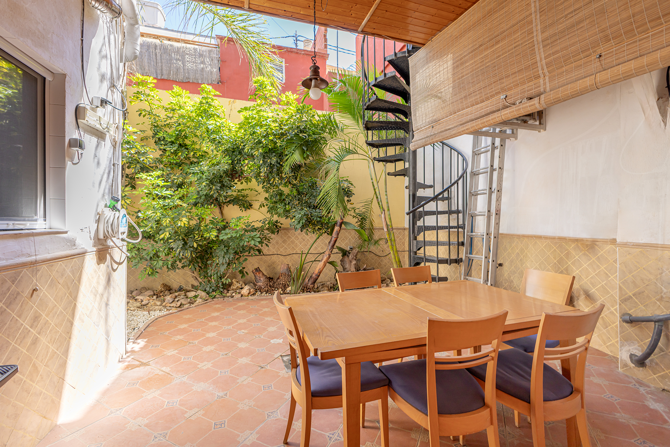 DP-18-CG1221-15 Villa for sale in Valencia