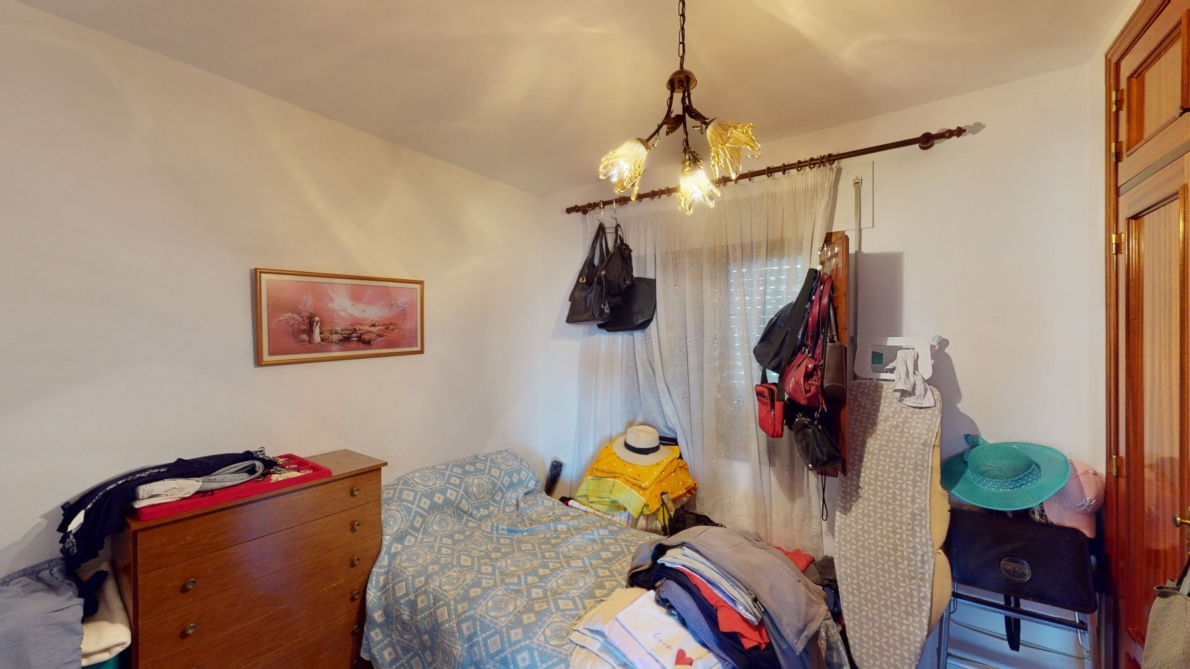 Villa for sale in Sayalonga