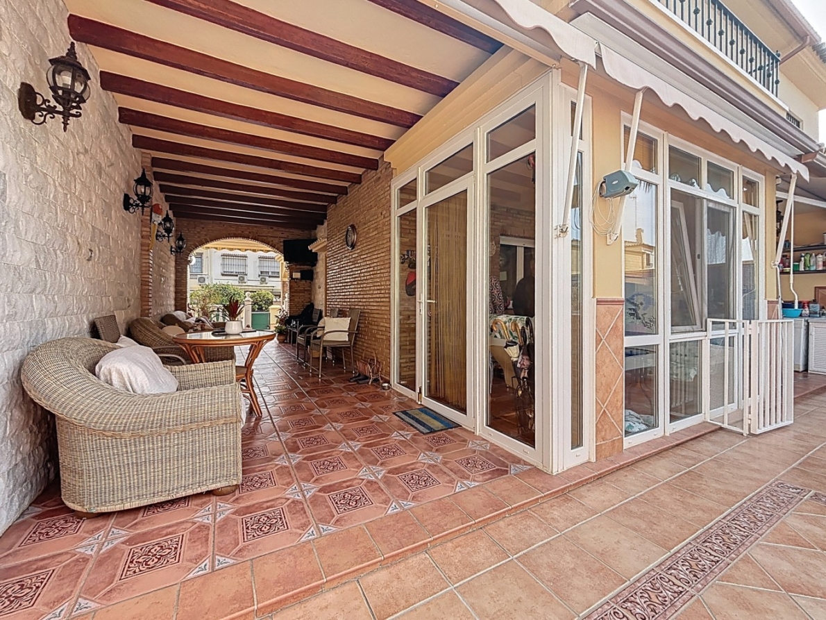 Villa for sale in Torre del Mar