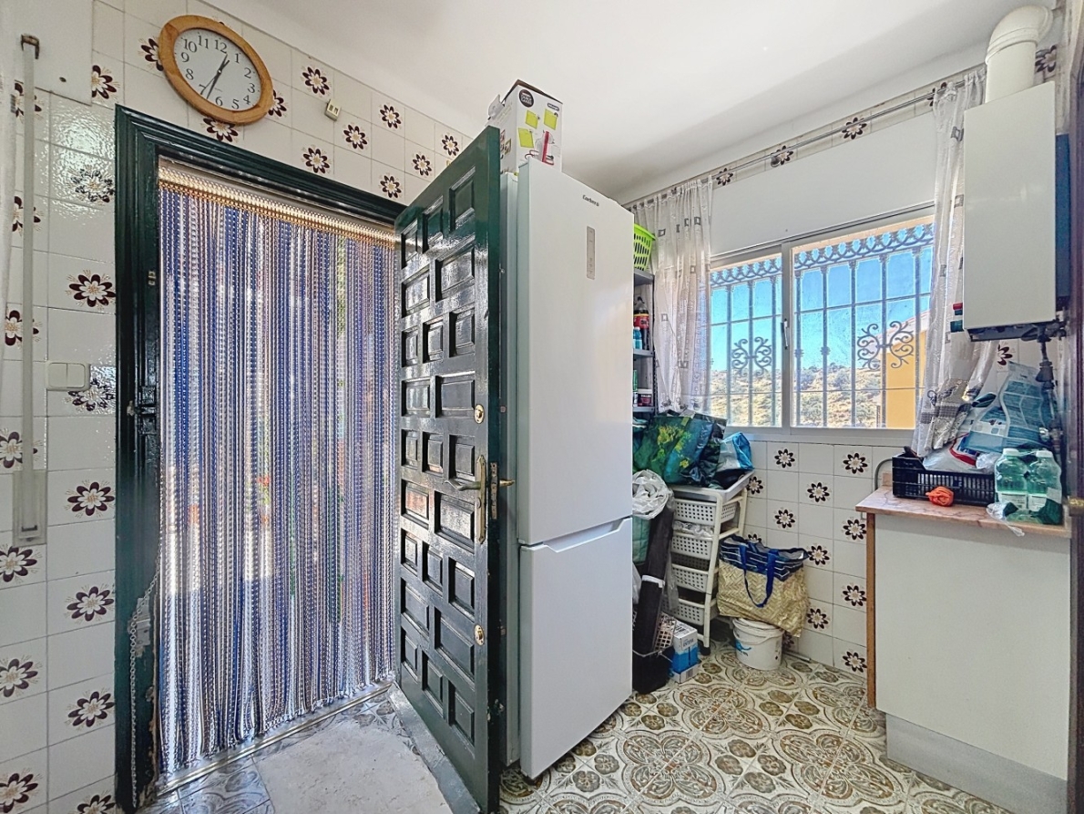 DP-26-6334-12 Villa for sale in Almayate