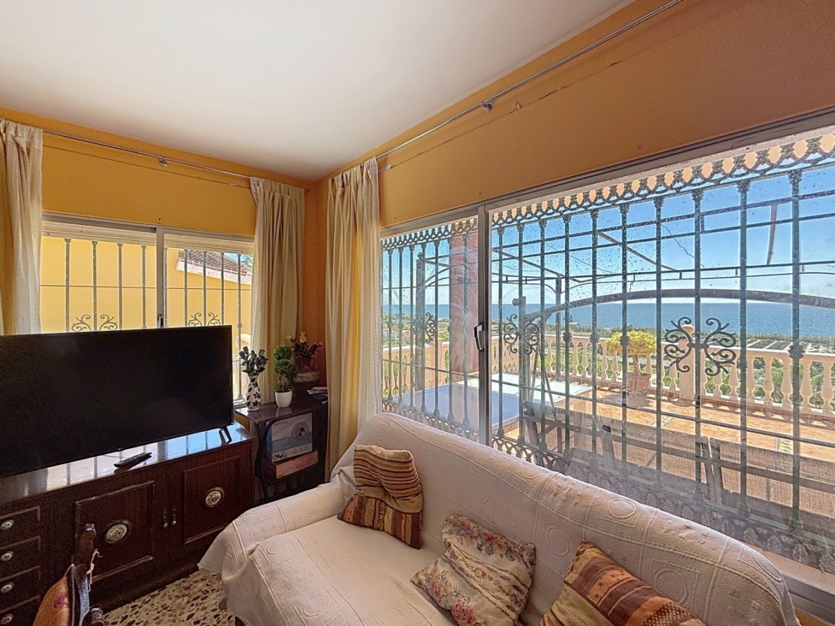 DP-26-6334-19 Villa for sale in Almayate