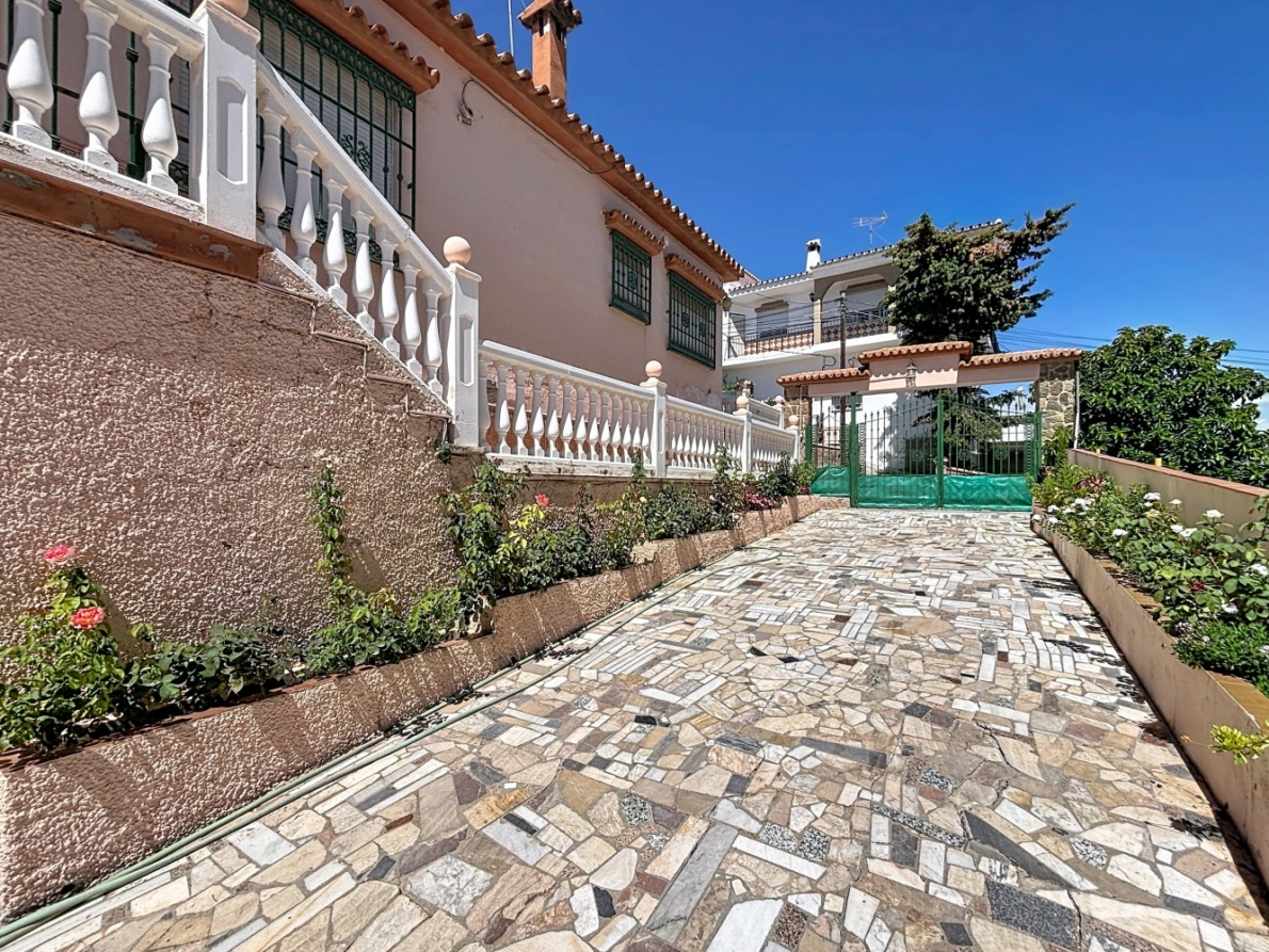 DP-26-6334-2 Villa for sale in Almayate