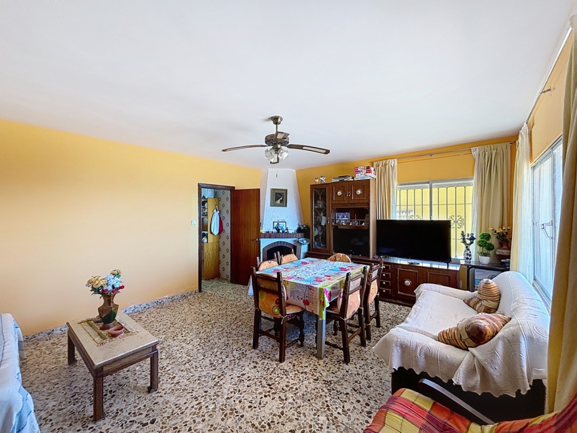 DP-26-6334-20 Villa for sale in Almayate