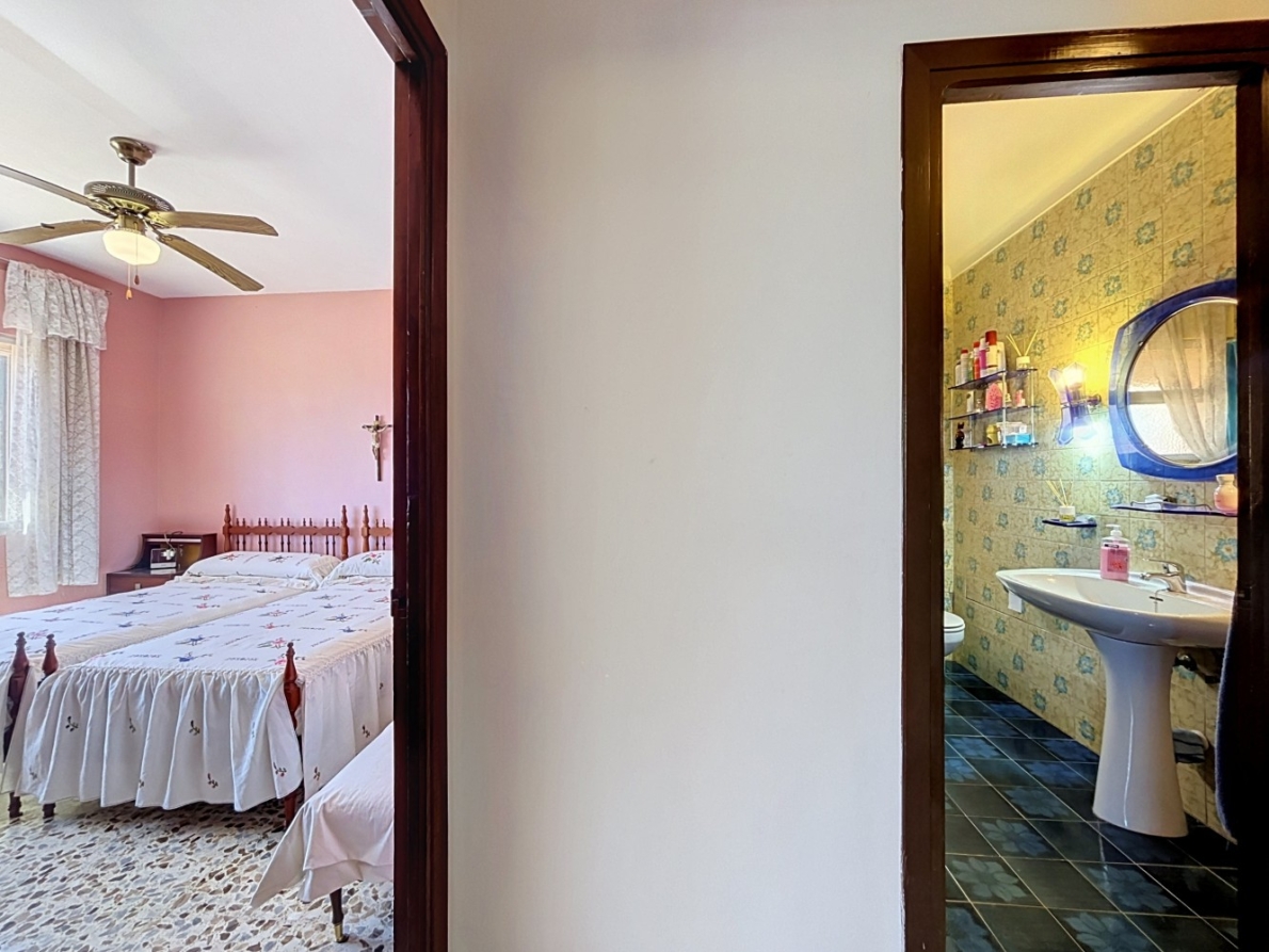 DP-26-6334-23 Villa for sale in Almayate