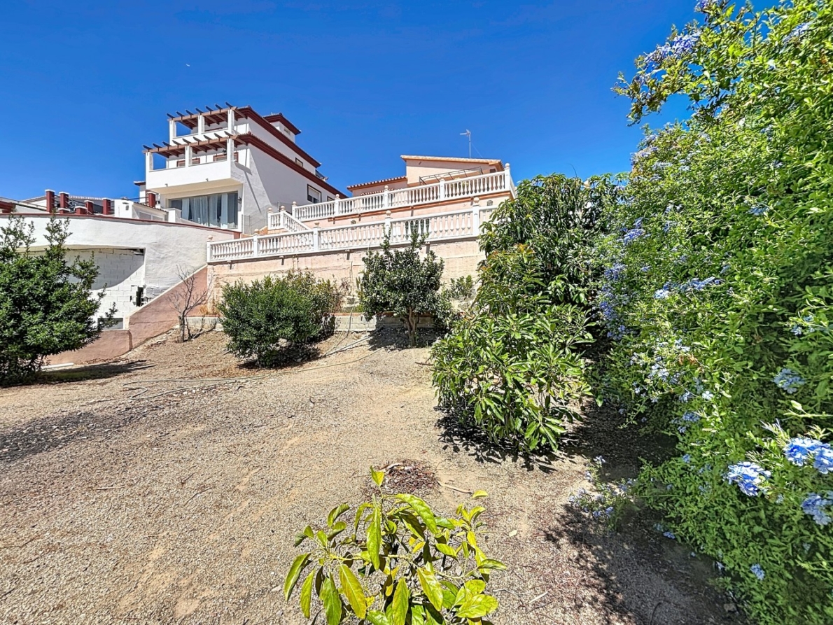 DP-26-6334-5 Villa for sale in Almayate