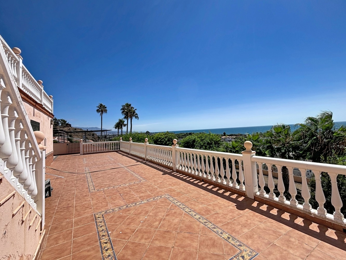 DP-26-6334-8 Villa for sale in Almayate