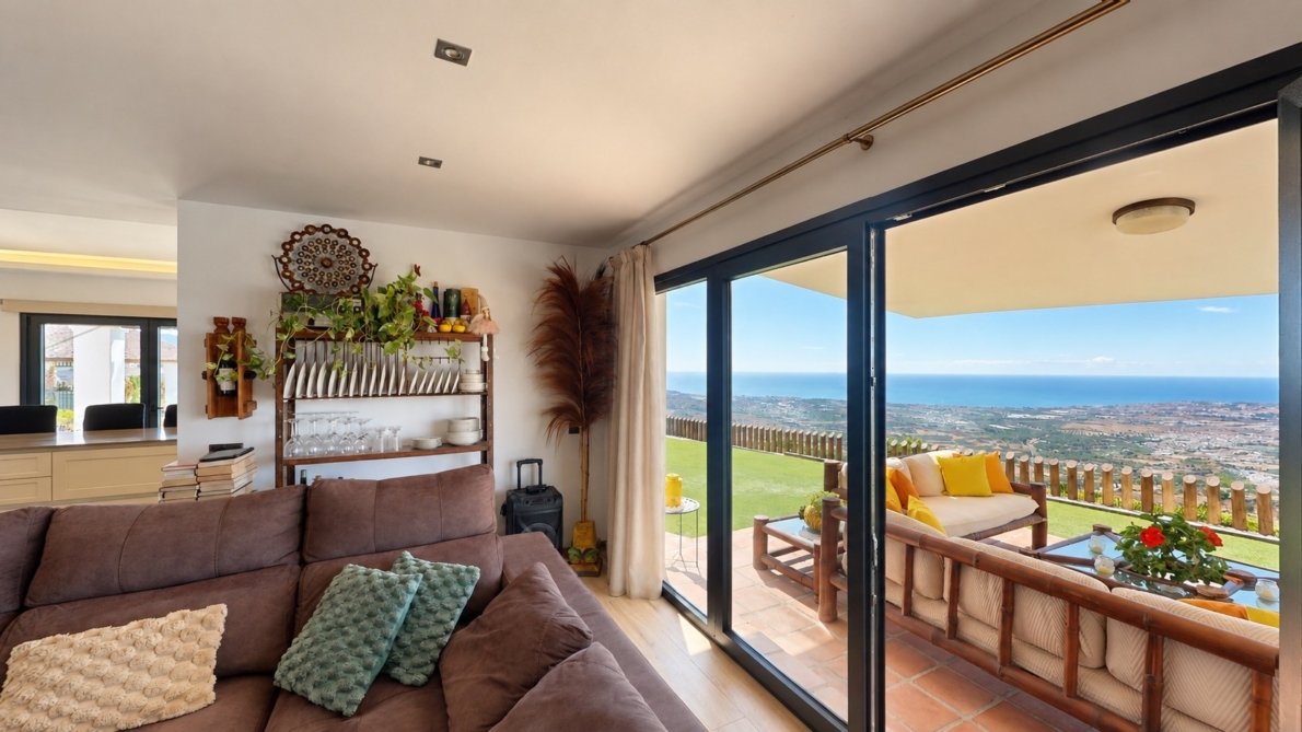 DP-26-6337-10 Villa for sale in Arenas
