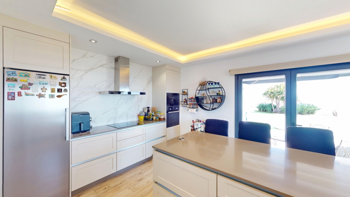 DP-26-6337-17 Villa for sale in Arenas