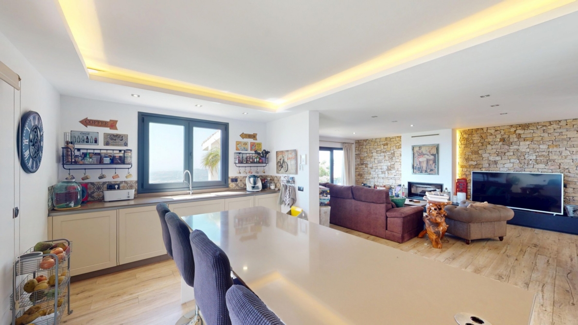 DP-26-6337-18 Villa for sale in Arenas