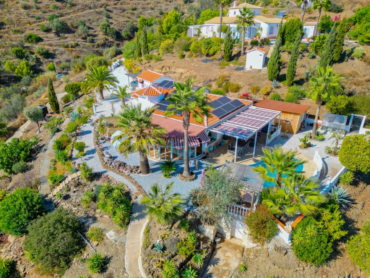 Villa for sale in Algarrobo