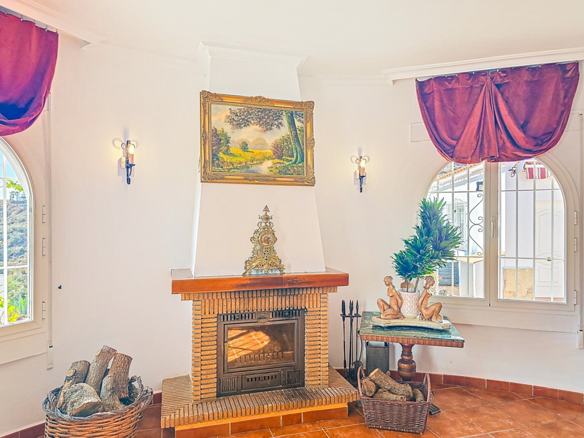Villa for sale in Algarrobo