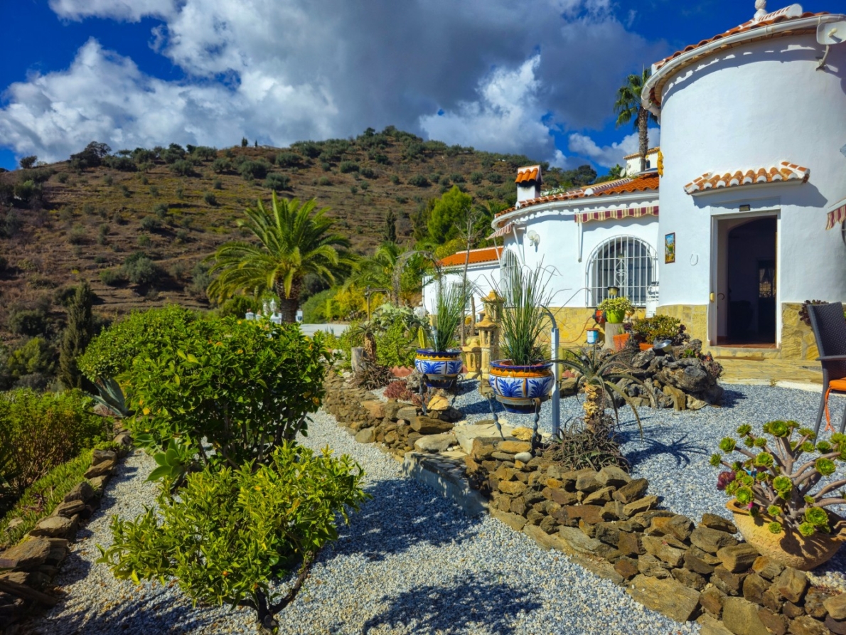 Villa for sale in Algarrobo