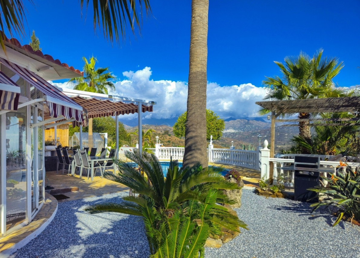 Villa for sale in Algarrobo