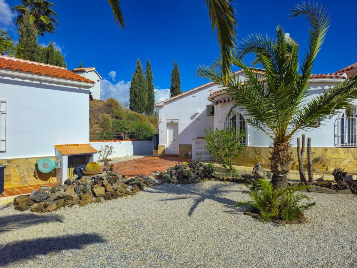 Villa for sale in Algarrobo