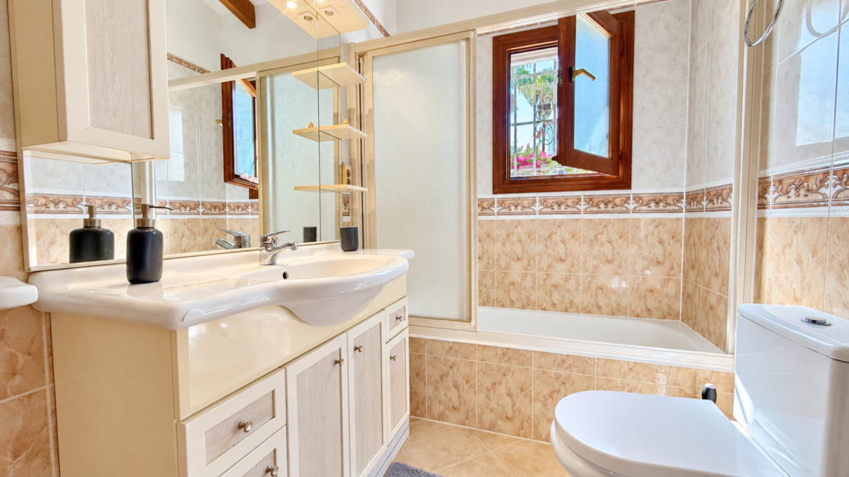 Villa for sale in Pego – Monte Pego