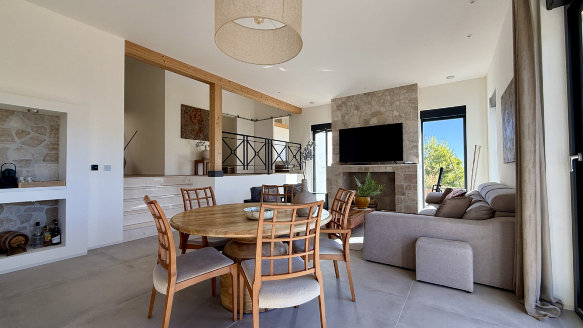 Villa for sale in Pego