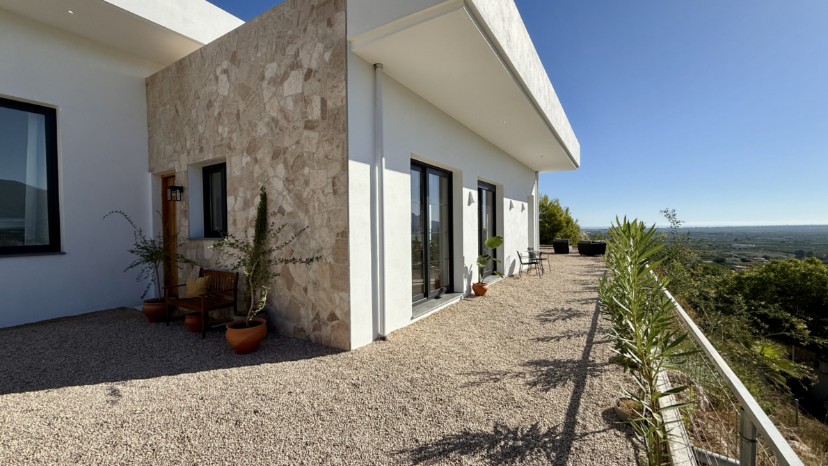 Villa for sale in Pego